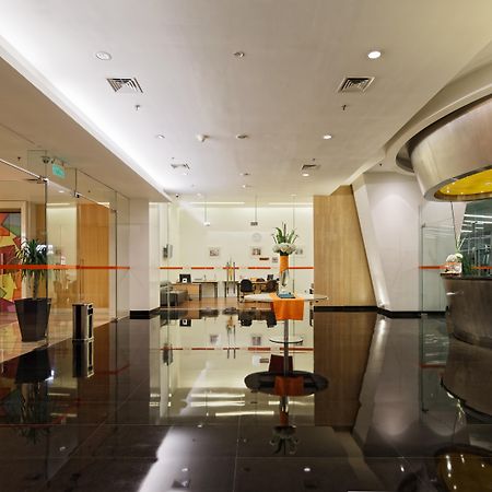 Harris Hotel And Conventions Kelapa Gading Jakarta Exterior foto