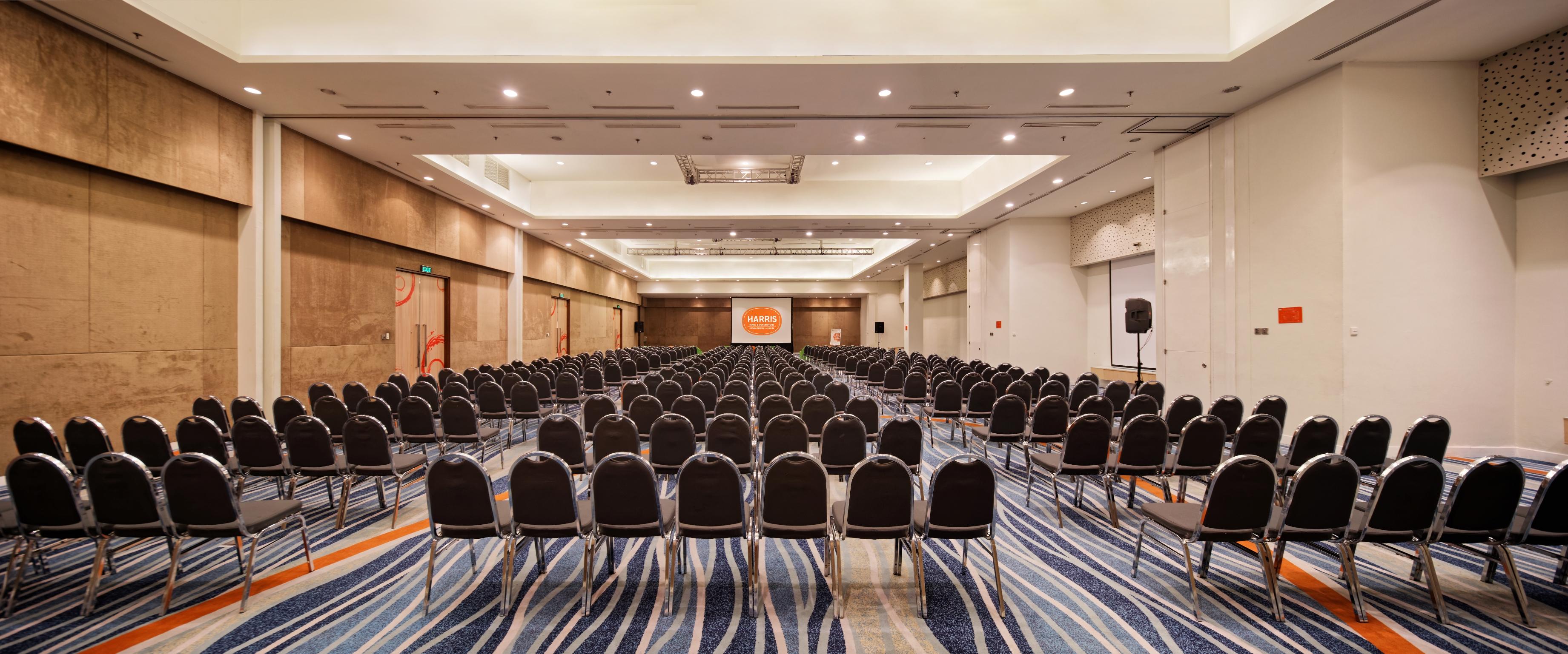 Harris Hotel And Conventions Kelapa Gading Jakarta Exterior foto