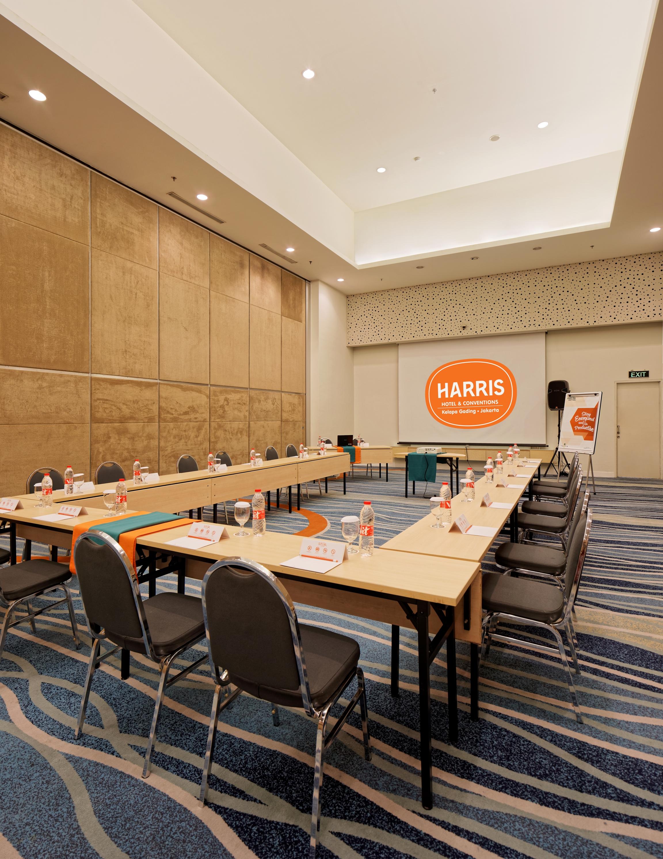 Harris Hotel And Conventions Kelapa Gading Jakarta Exterior foto