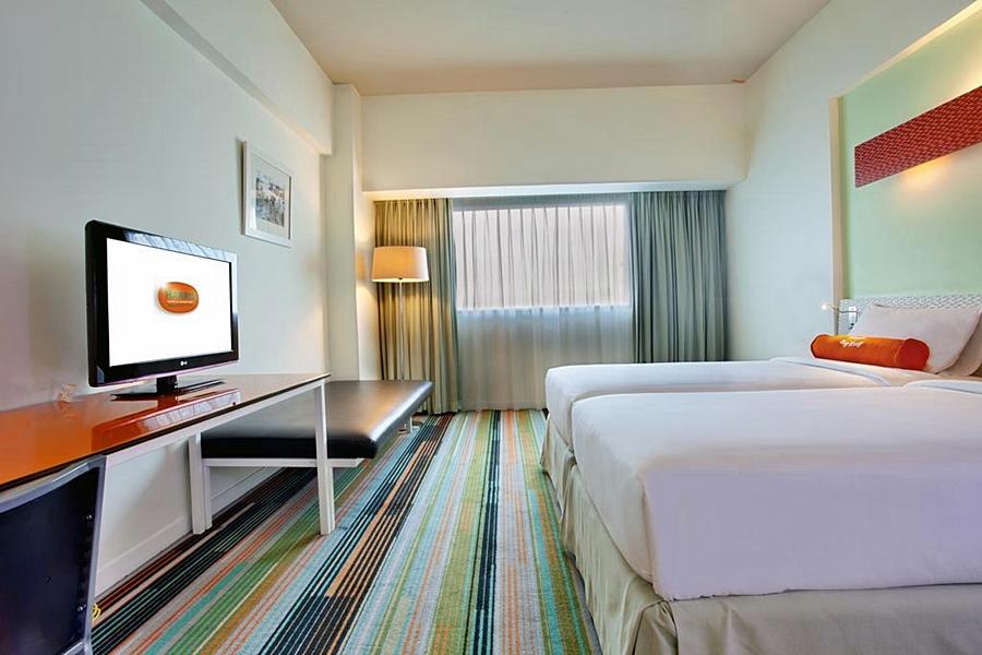 Harris Hotel And Conventions Kelapa Gading Jakarta Exterior foto