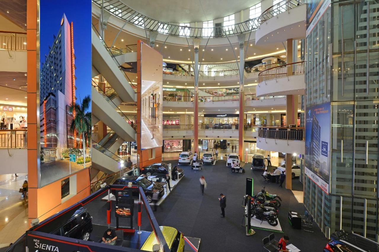 Harris Hotel And Conventions Kelapa Gading Jakarta Exterior foto